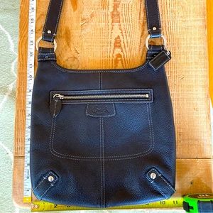 EUC Coach Crossbody Black Pebbled Leather Bag with Snap and Zipper Closures